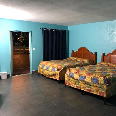 סנפורד Slumberland Motel מראה חיצוני תמונה